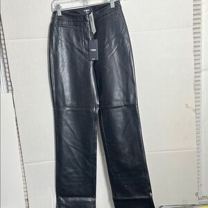 Aritzia Ten color black Felix Pant